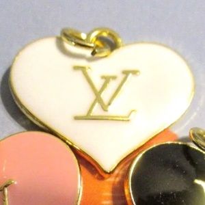 LOUIS VUITTON HEART LV CHARMS 🩷🤍🖤 AUTHENTIC YOUR CHOICE of COLOR